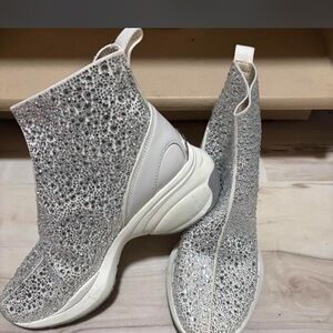 Elegant Silver Women's Ankle Boots